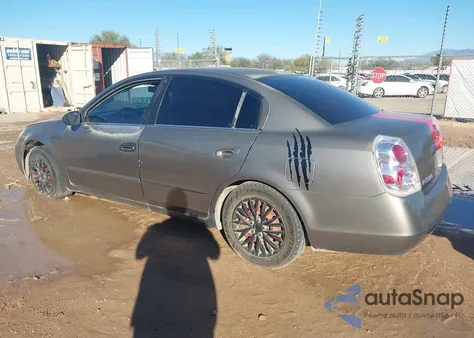 2003 Nissan Altima 2.5 S from USA, damaged, VIN 1N4AL11E13C268544